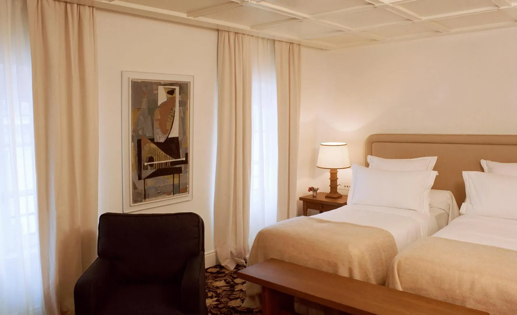 Hotel Chateau Voltaire Parigi